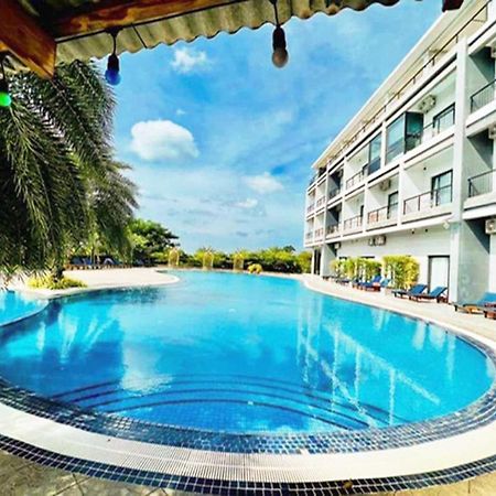 Kep Bay Hotel & Resort Экстерьер фото