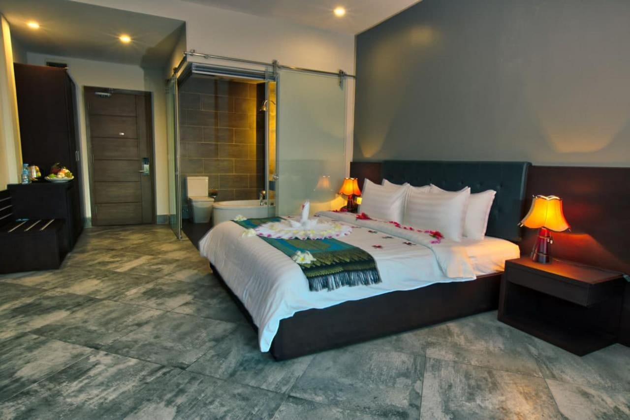 Kep Bay Hotel & Resort Экстерьер фото