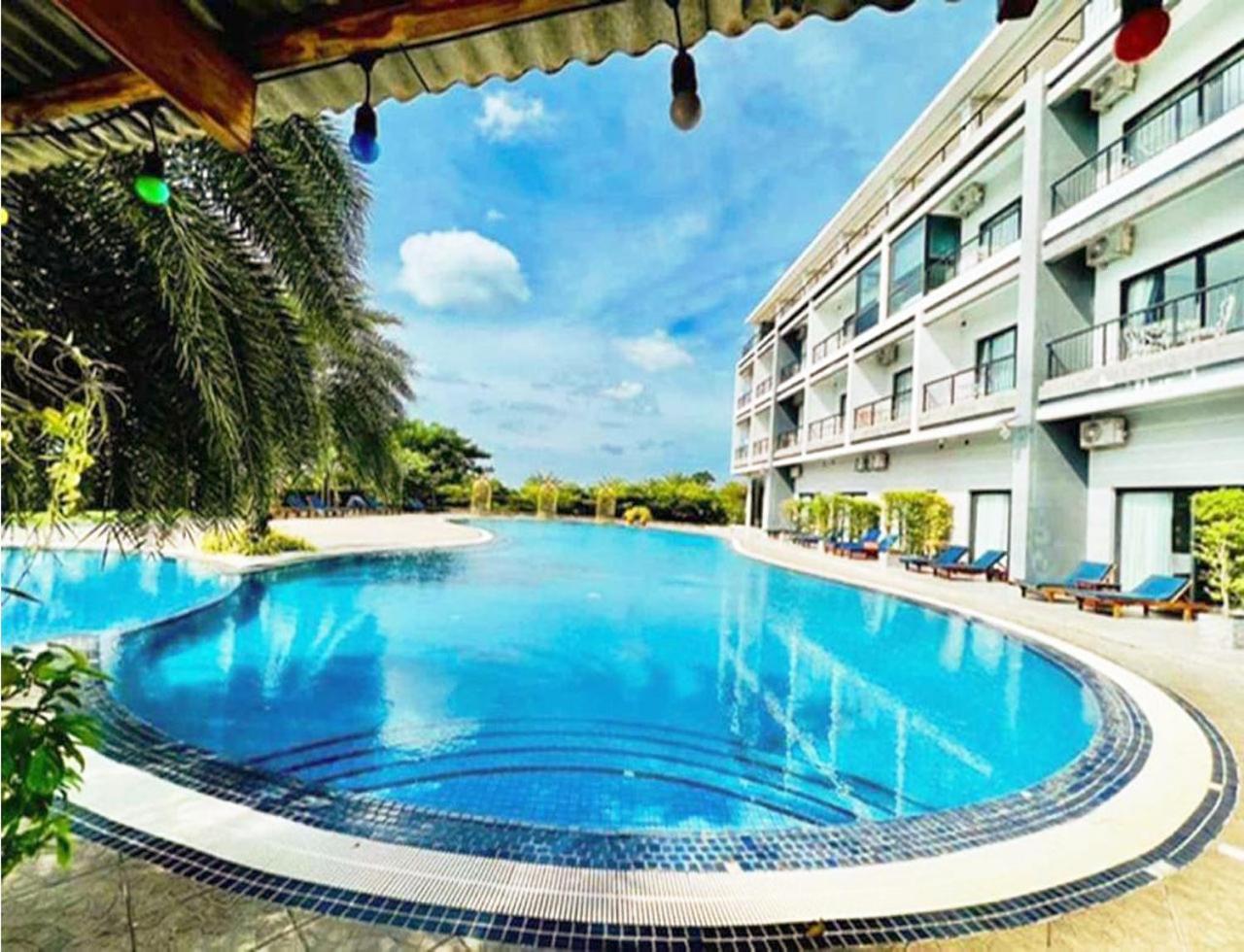 Kep Bay Hotel & Resort Экстерьер фото